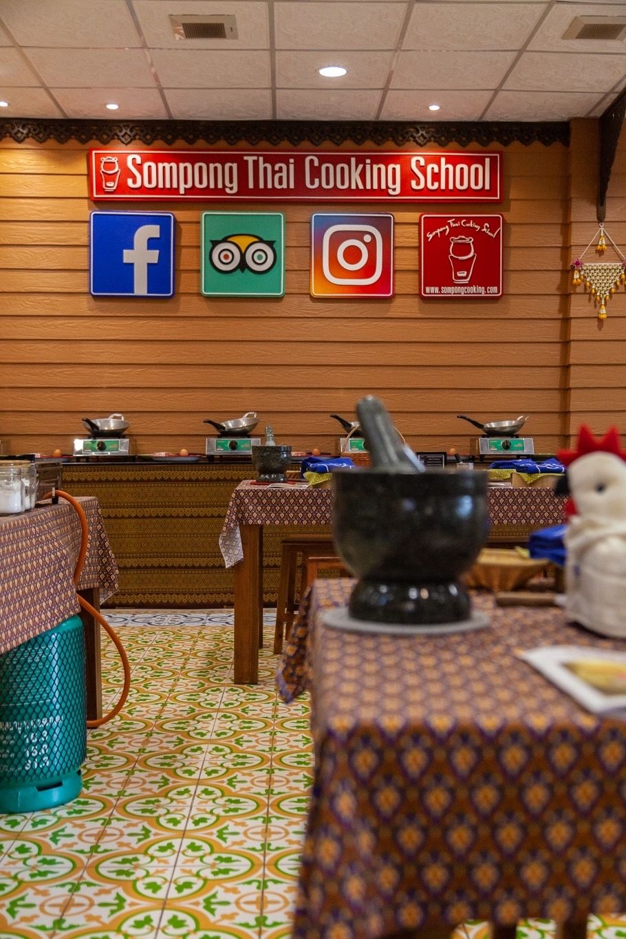 Sompong Thai Cooking Class in Silom