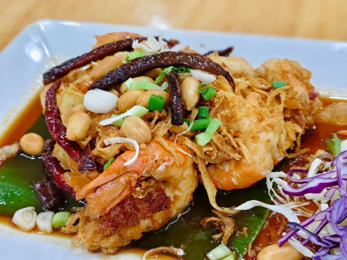 Hands-On Thai Cooking Masterclass with Local Market Tour in Phuket