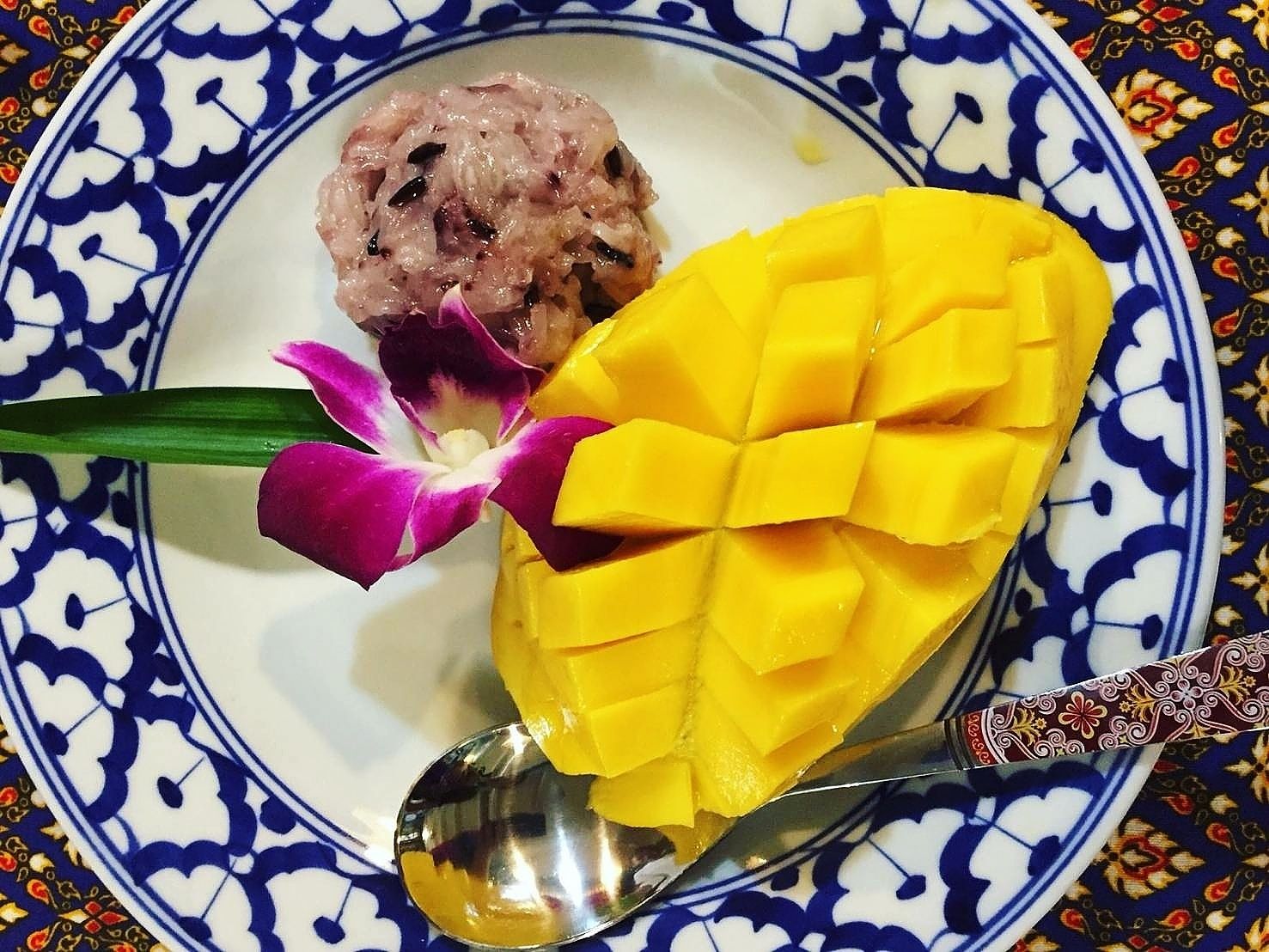 Authentic Thai Cooking in Traditional 100 Year Old House and Local Market Tour