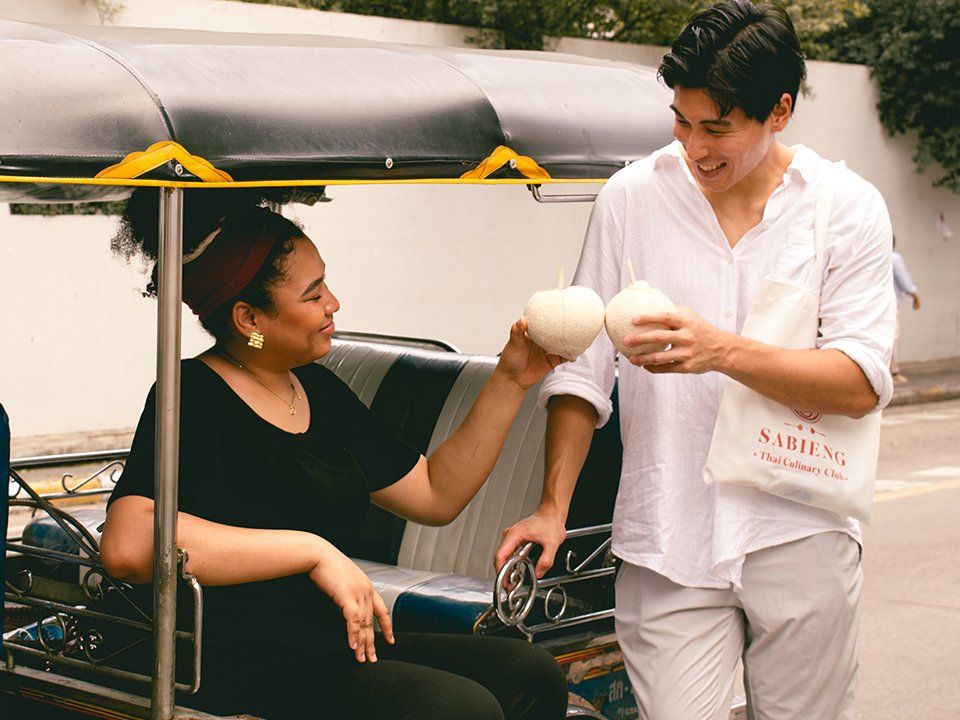 Thai Food 101 Adventure – Market, Tuk-Tuk & Cooking Experience