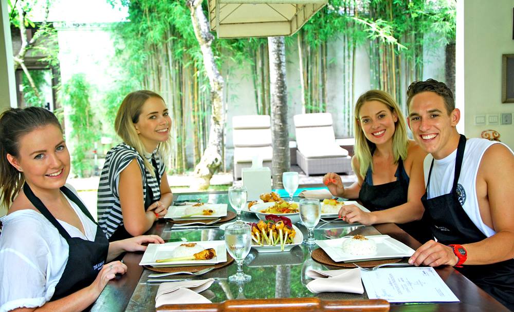 Fish Market Tour & Balinese Cooking Class at The Amala