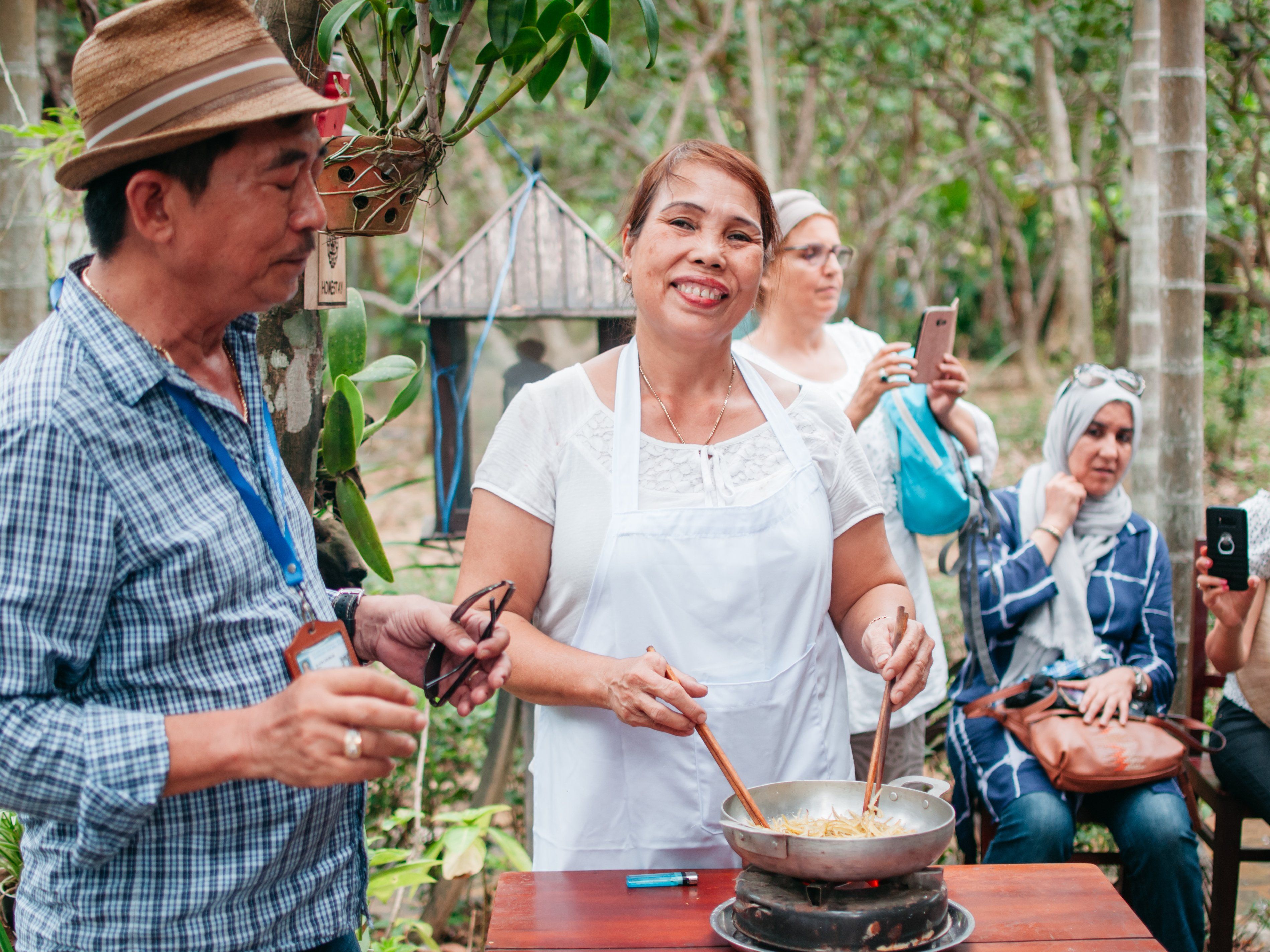 Thuy Bieu Pomelo Cooking Class Book Online Cookly