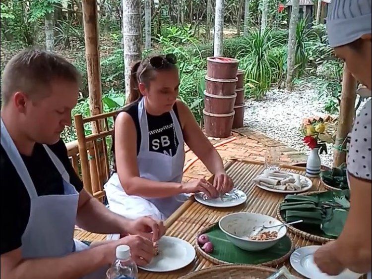Royal Cooking Class with Cycling Tour in Hue