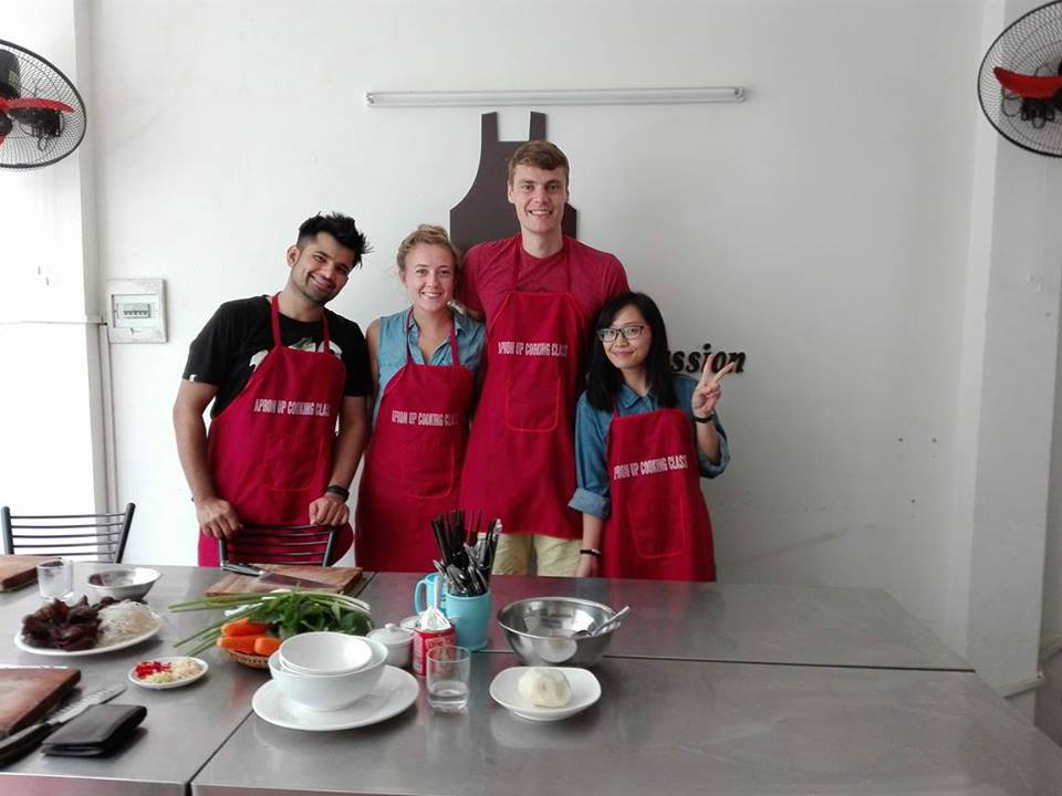 5 Dishes Traditional Hanoian Cuisine Cooking Class with Market Tour
