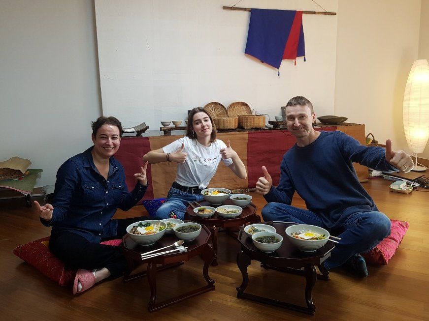 Traditional Korean Cooking Class and Dining Experience