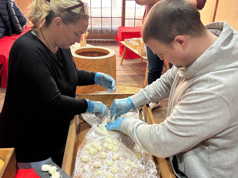 Traditional Mochi Pounding Experience with Tasting