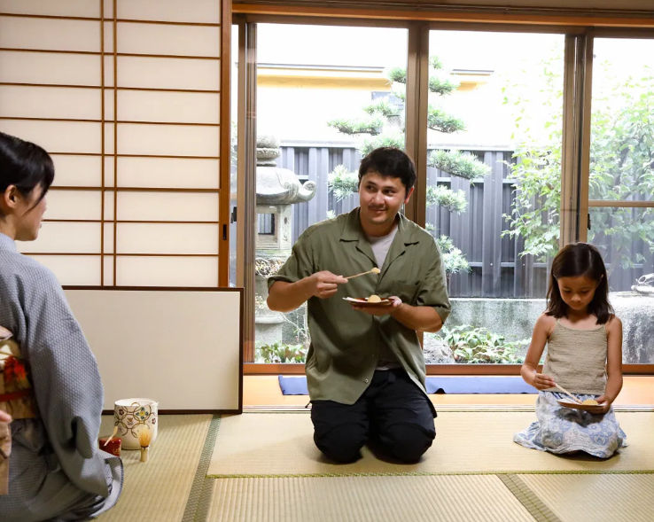 Traditional Tea Ceremony, Matcha, and Wagashi Making in a Kyoto Home
