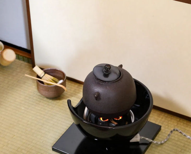Traditional Tea Ceremony, Matcha, and Wagashi Making in a Kyoto Home
