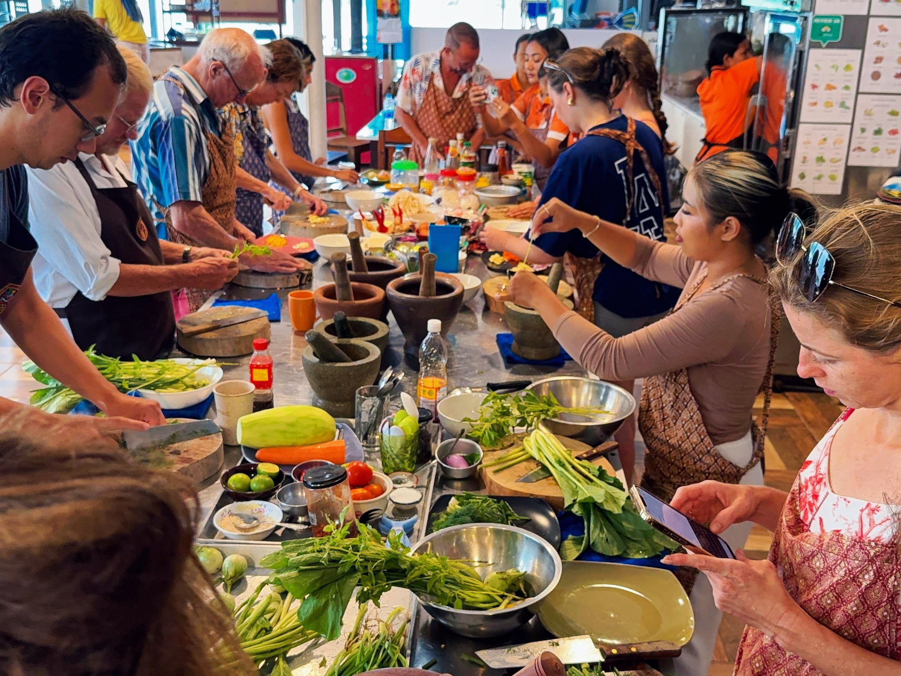 Koh Phangan: Learn Thai Culinary Traditions From Main Course to Dessert