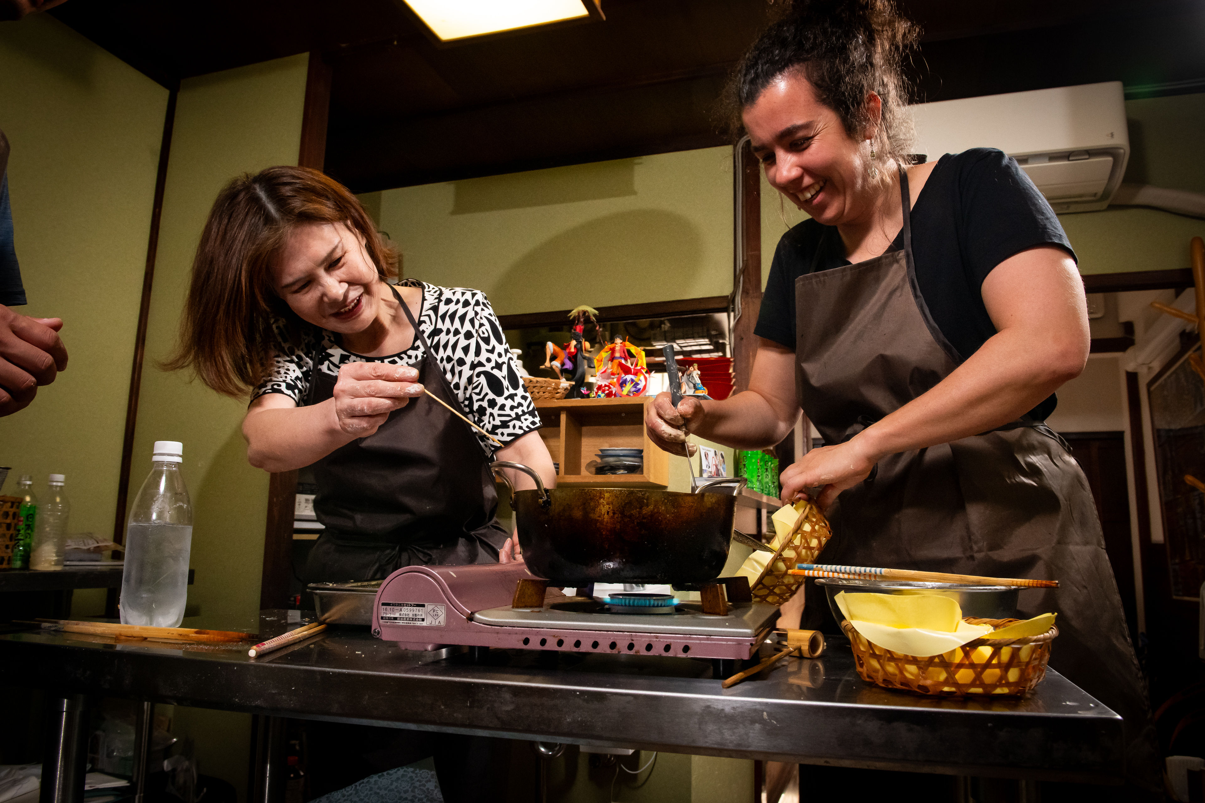 Traditional Tokyo Home Cooking: Handmade Udon, Tempura & Omelette