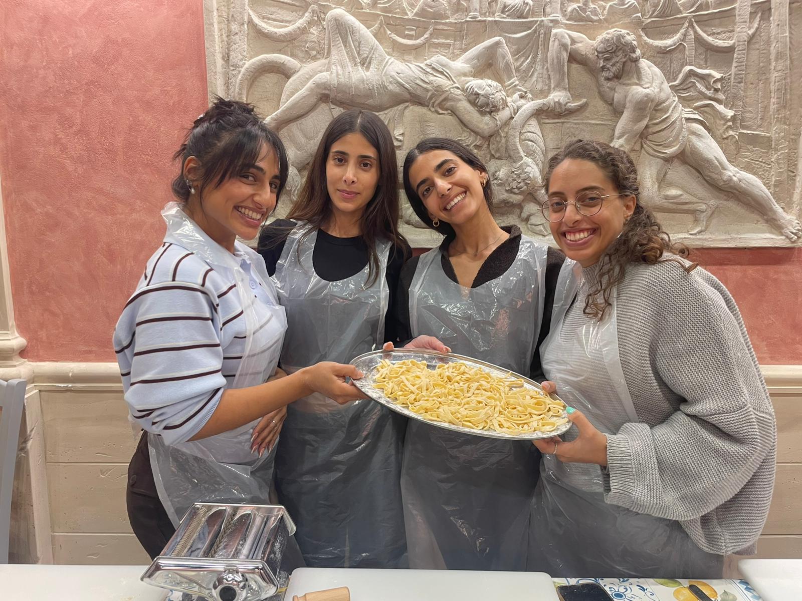 Trastevere Cooking Class: Fresh Pasta, Tiramisù & Italian Wine Experience