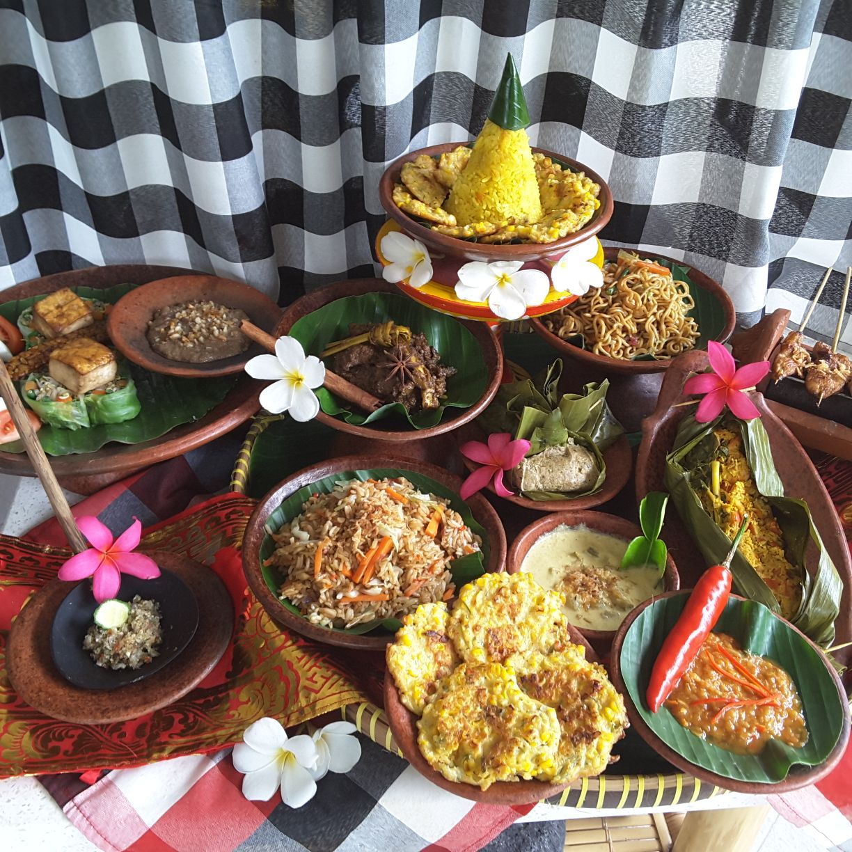 Cooking Class with Tanah Lot Temple Tour and Traditional Market Visit