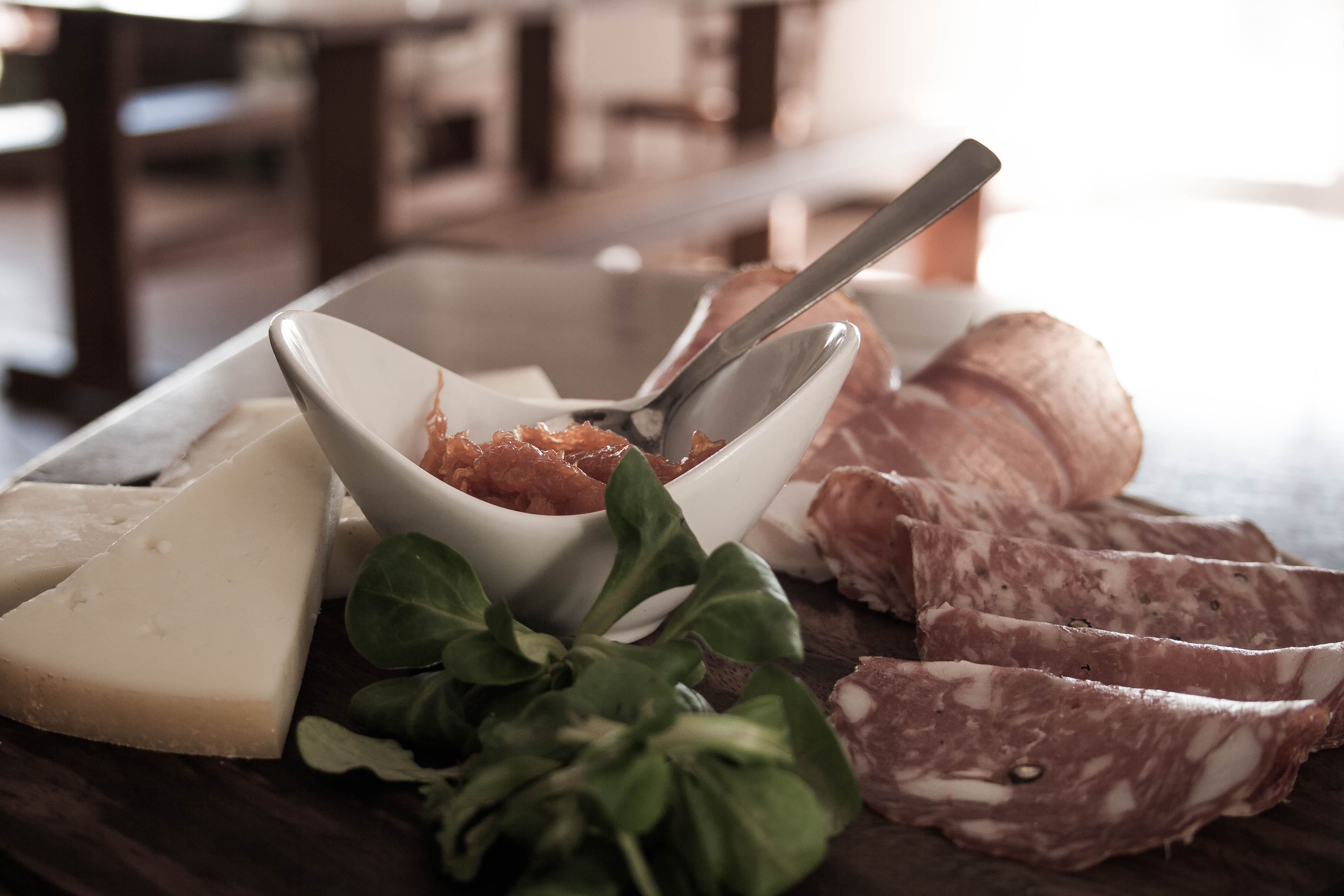 Tuscan Cooking Class and Organic Wine Tasting in Front of