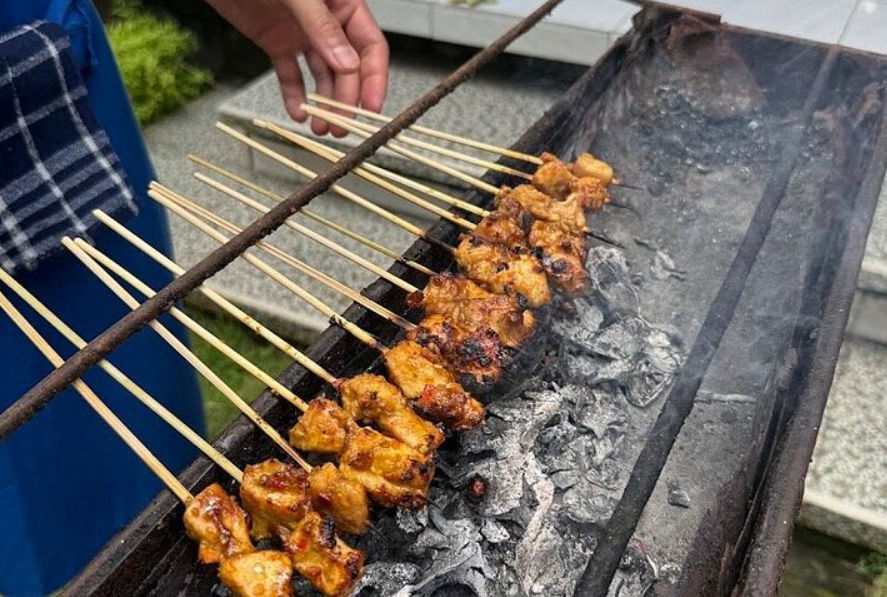 Authentic Balinese Cooking Class with Market & Rice Field Experience