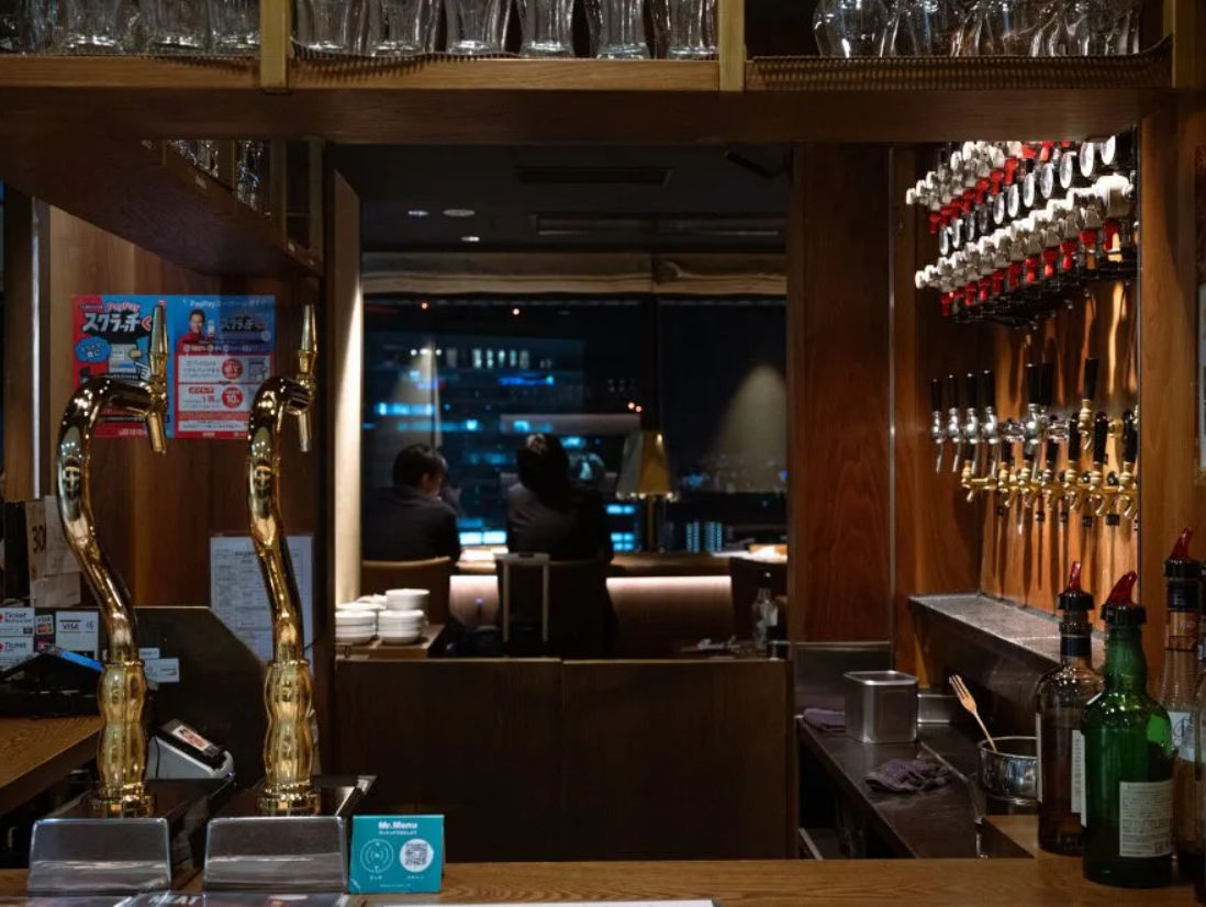 Umeda Craft Beer & Bar-Hopping Experience