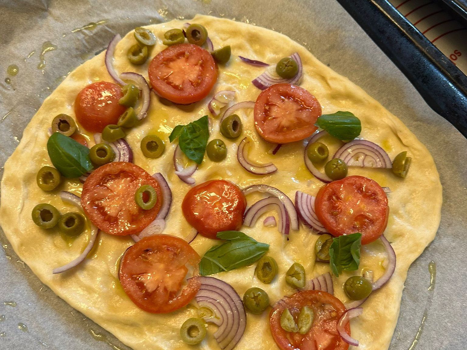 Vegan Cooking Class with Appetizers & Fresh Pasta in Tuscany