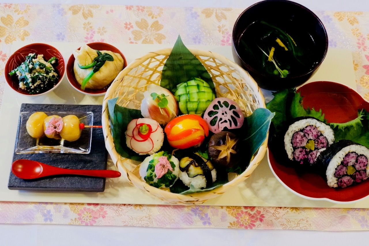 Kookai Cooking Studio Vegan Japanese Sushi Art Cooking Class Book