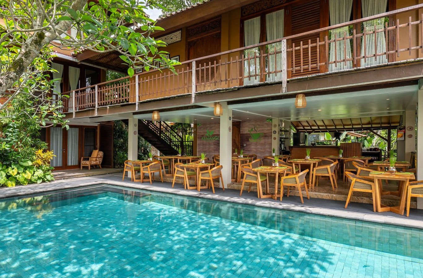 Balinese Market Tour and Cooking Class in a Tropical Garden Kitchen