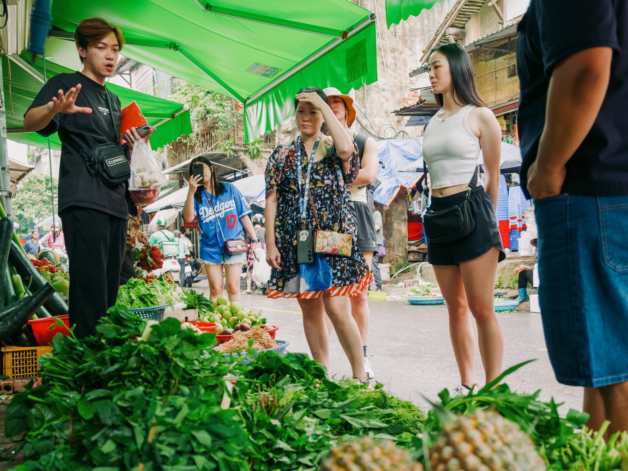 Hanoi on a Plate: Cook Authentic Vegetarian Vietnamese Dishes With Unlimited Liquor Tasting