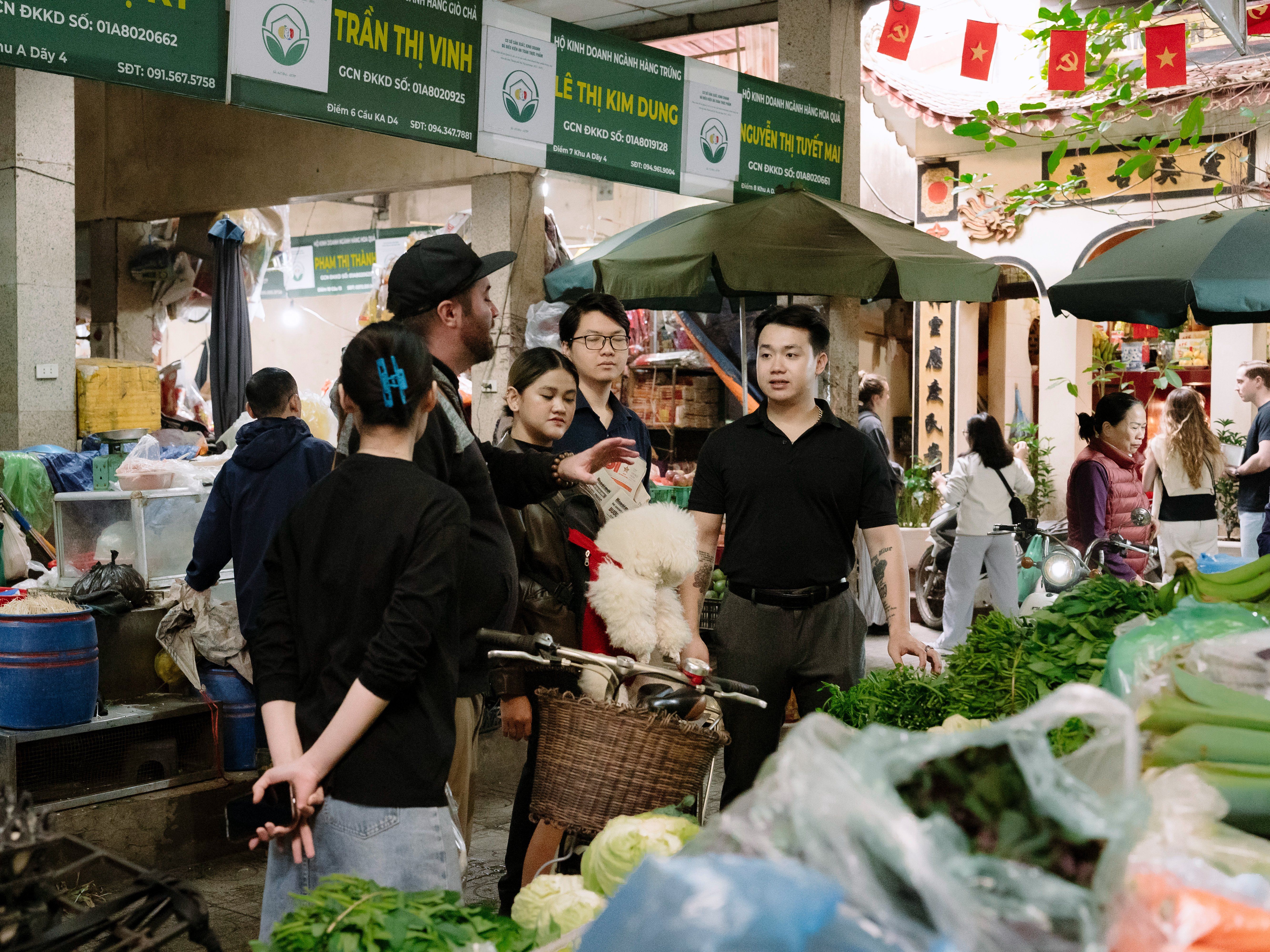 From Market to Home Kitchen: Vietnamese Cooking Class with Bánh Xèo & Salt Coffee