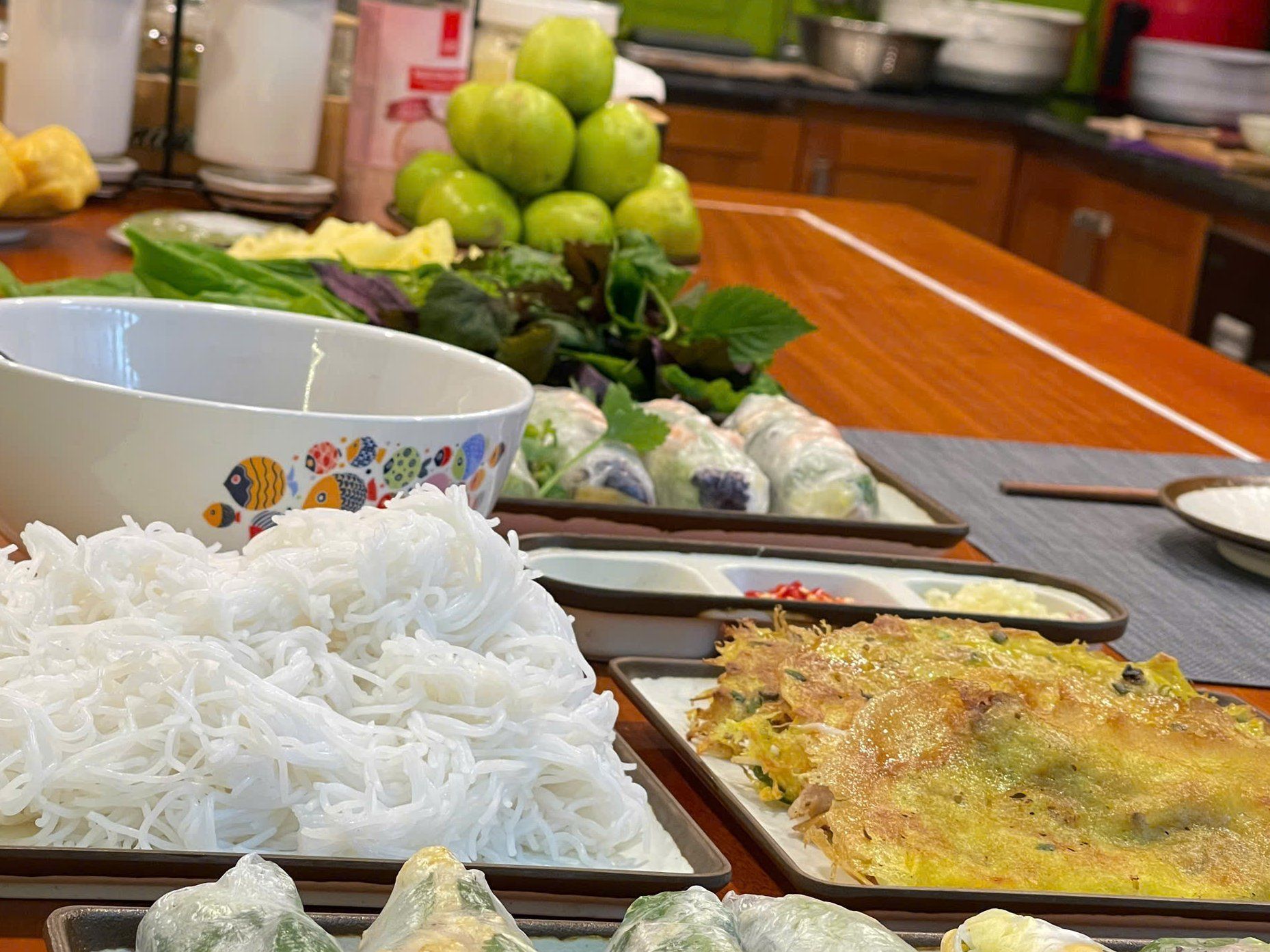 From Market to Home Kitchen: Vietnamese Cooking Class with Bánh Xèo & Salt Coffee