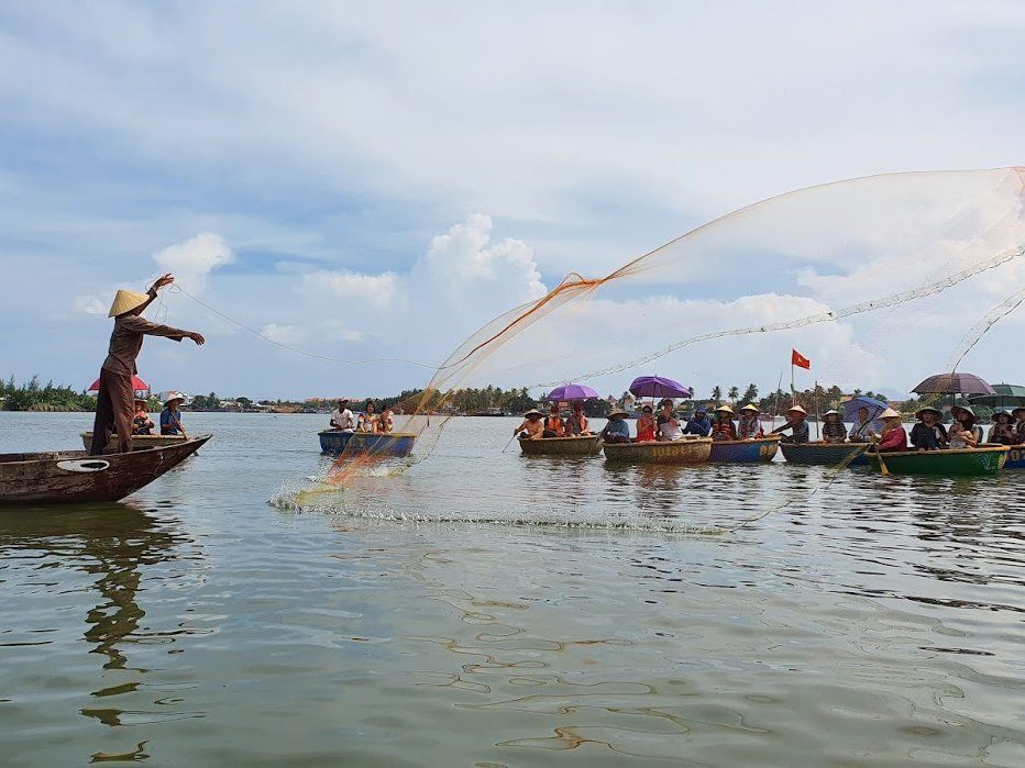 Vietnamese Local Market, Basket Boat, Fishing and Cooking Experience