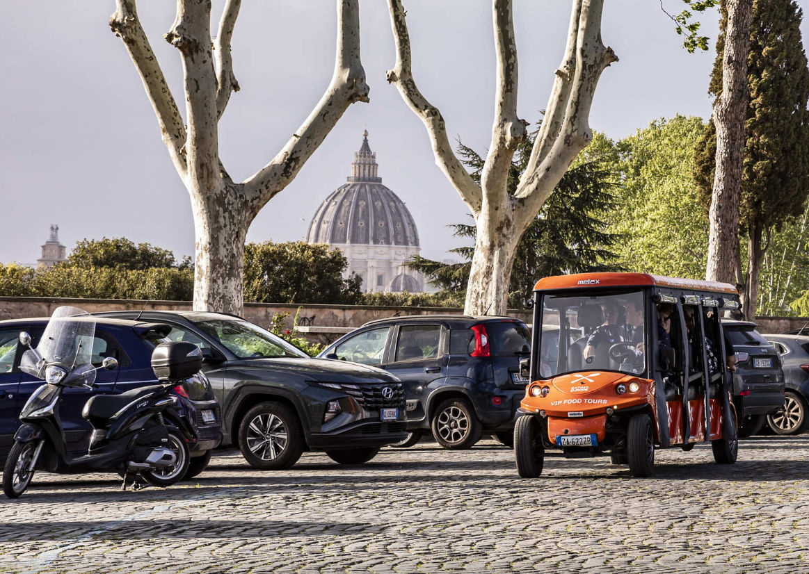 VIP Rome Golf Cart Food Experience