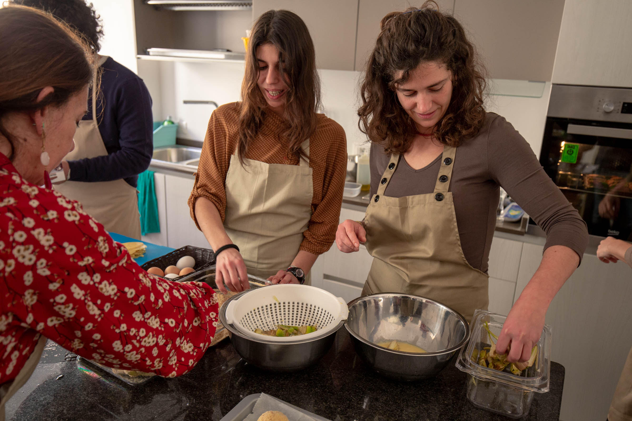 Sicilian Cooking Class with Mercato Del Capo Market Tour