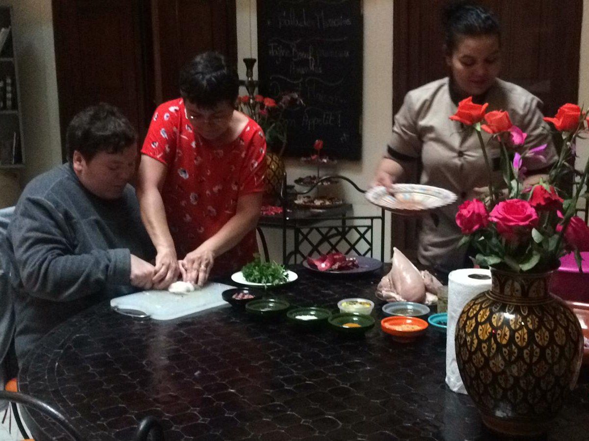 White Flowers Cooking Class at Medina with Local Family