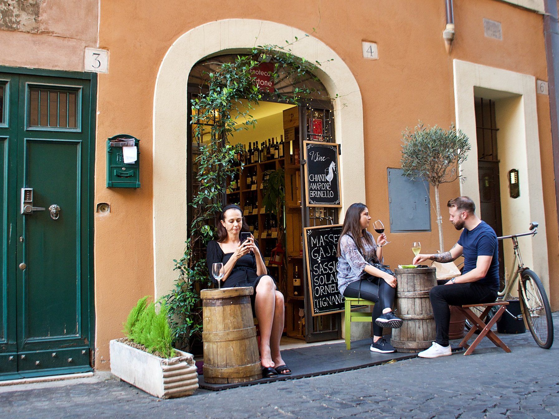 Wine Tasting with 6 Different Italian Fine Wines, Cured Meats, and Cheeses
