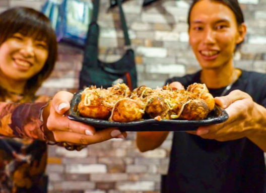 Yakisoba, Karaage and Takoyaki Culinary Class in Osaka