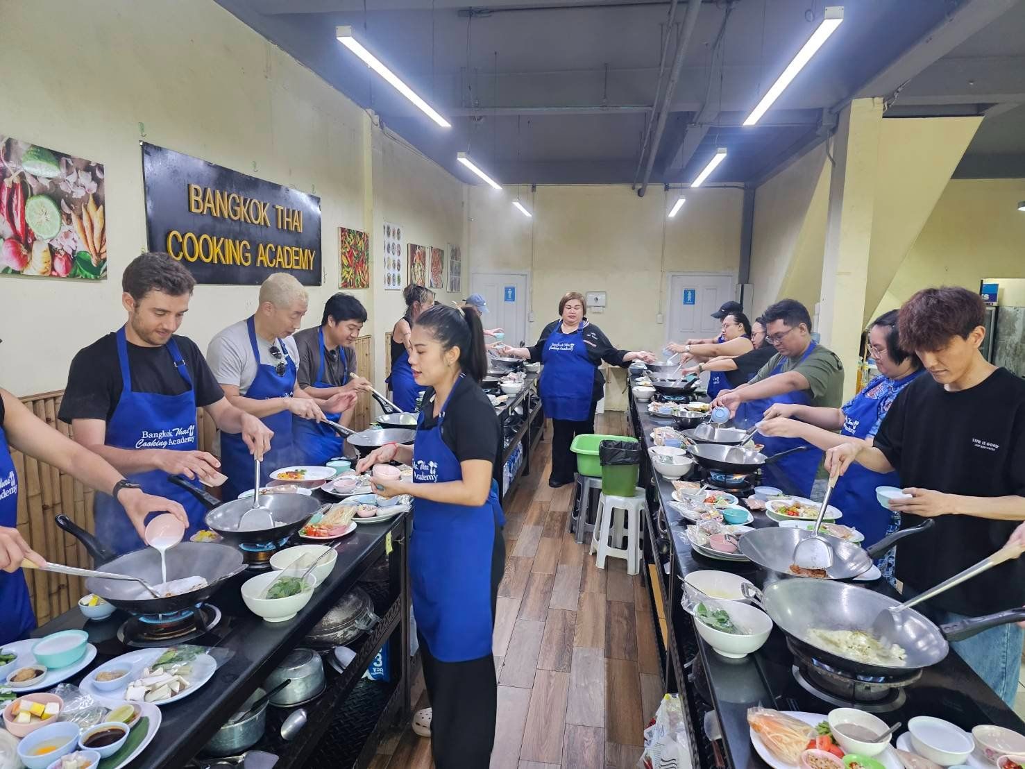 Cook Your Choice of Five Thai Dishes with Market Visit Experience