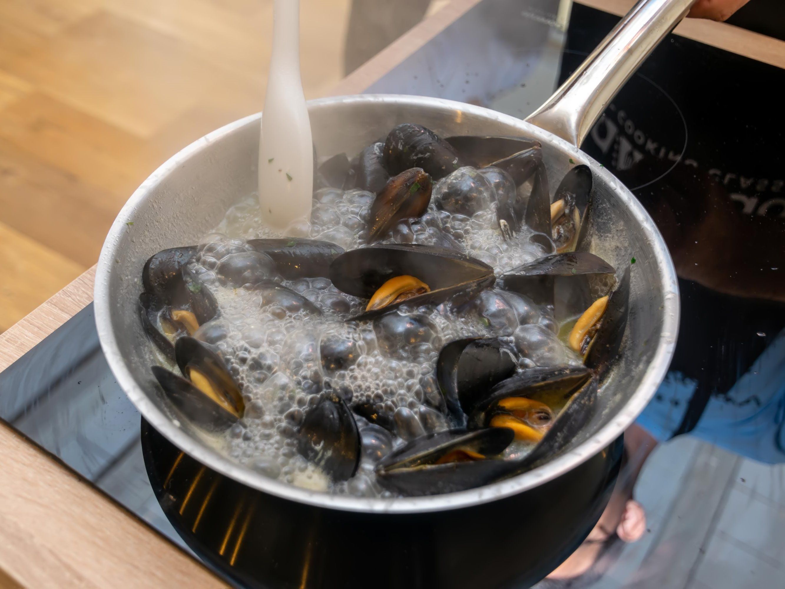 Dalmatian Cooking Class with Professional Chef and Guided Market Tour