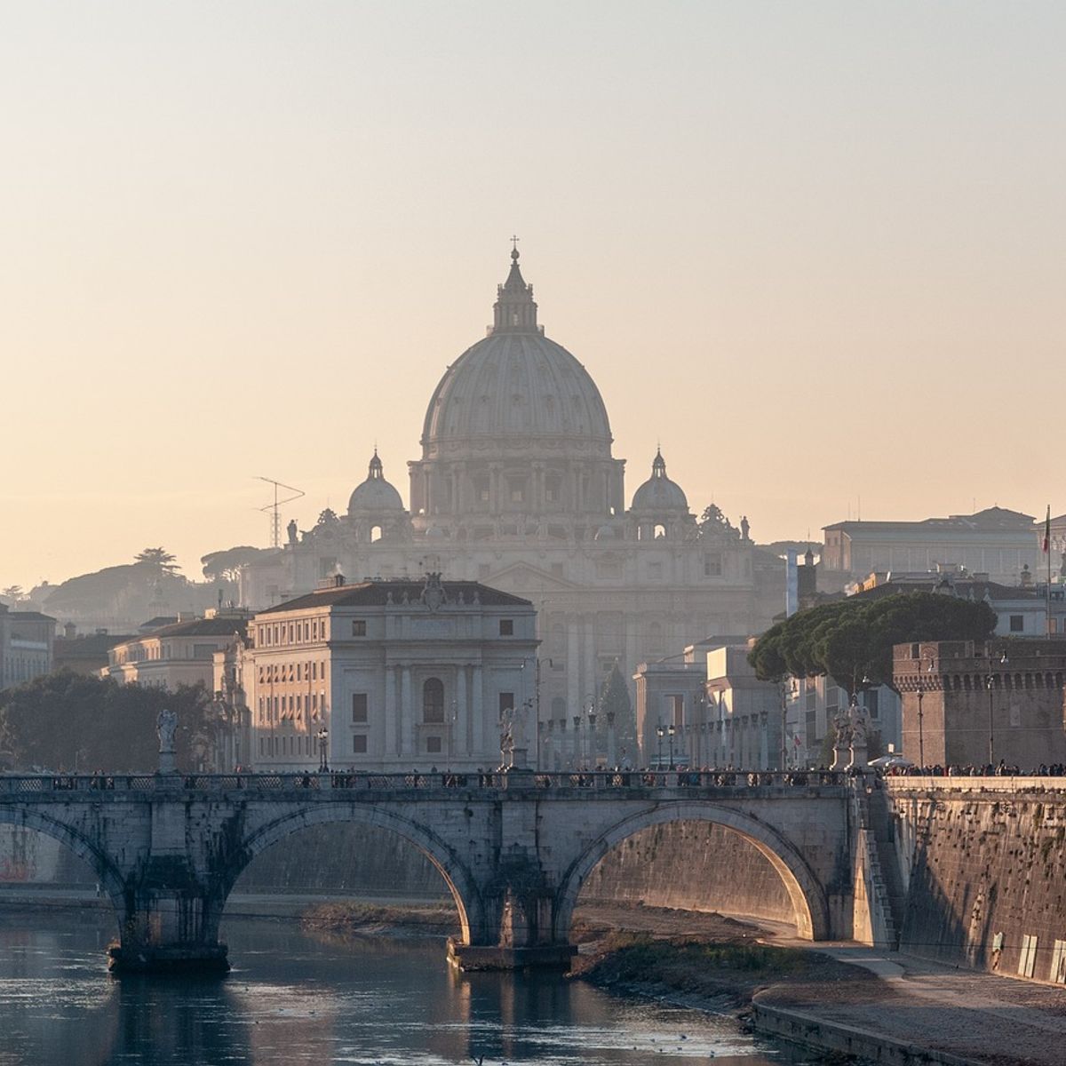 10 Tastings Street Food in the Heart in Rome Private Tour