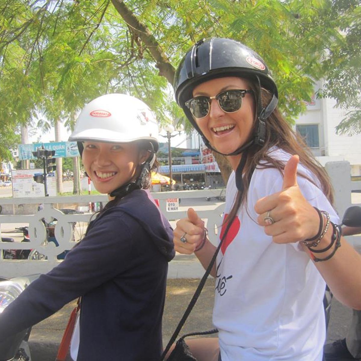 Hue Cooking Class + Market Tour
