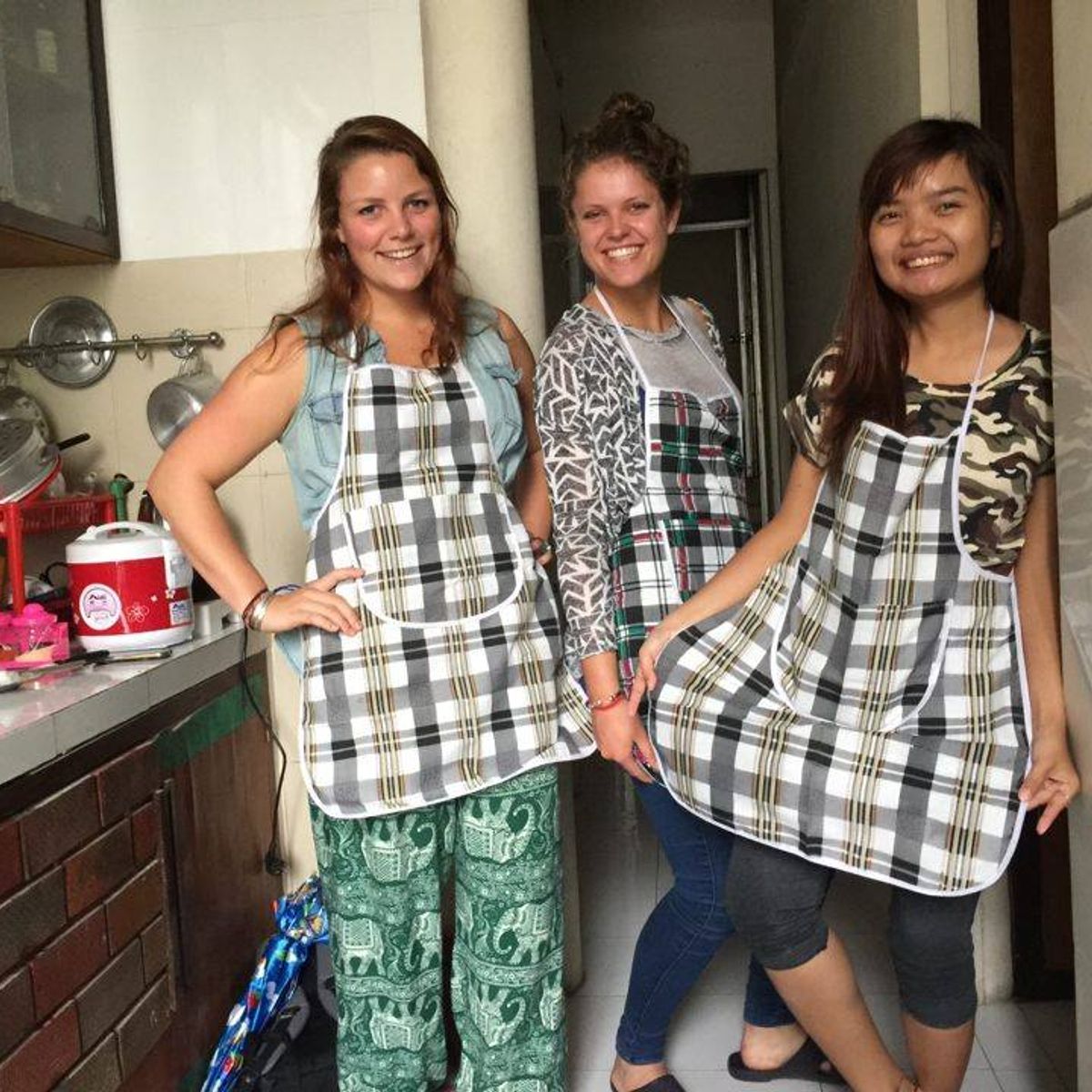 Hue Cooking Class + Market Tour
