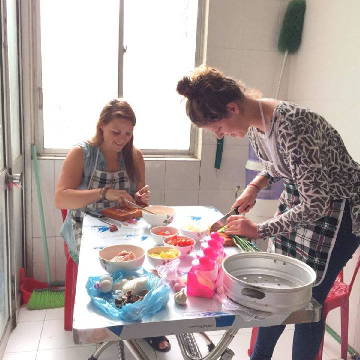 Hue Cooking Class + Market Tour