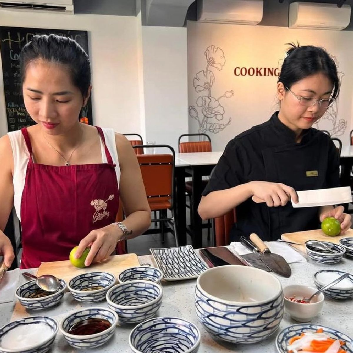 3 Hours of Hands-on Cooking Class with Hoa Túc Cooking Class
