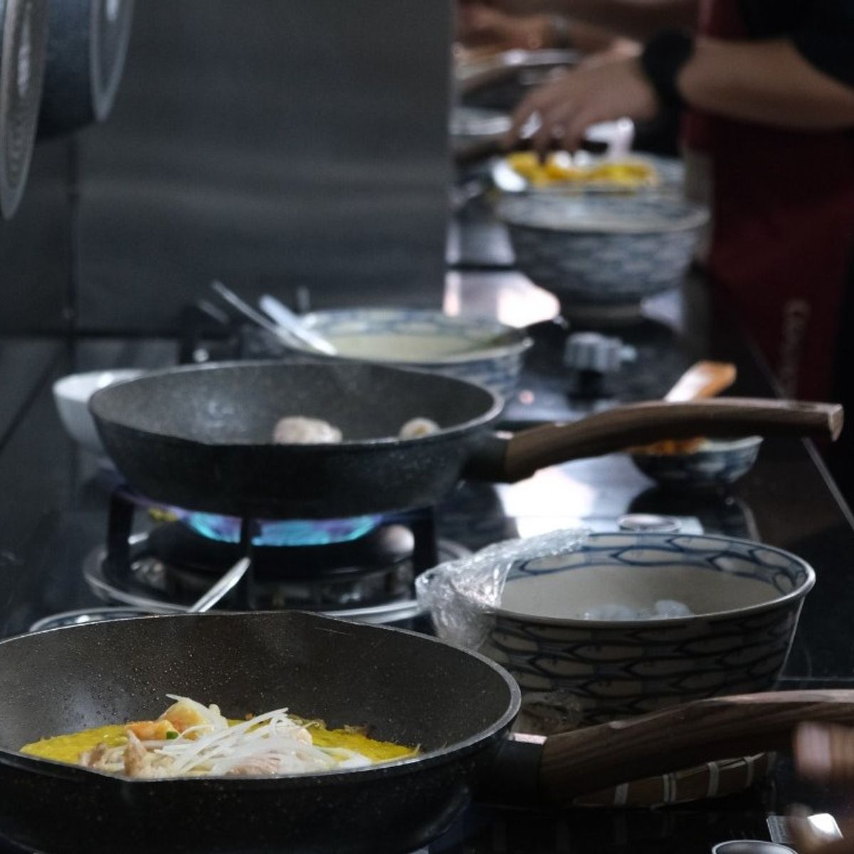 3 Hours of Hands-on Cooking Class with Hoa Túc Cooking Class