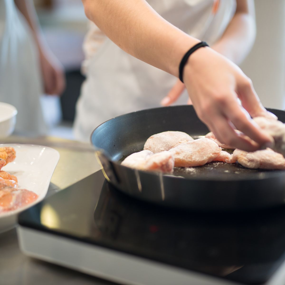 Florence Dinner Deluxe Cooking Class: Italian 4 Course Dinner with Wine