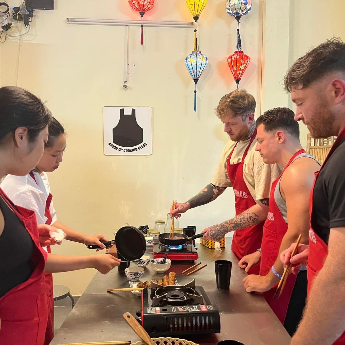 5 Dishes Traditional Cuisine Cooking Class with Market Tour in Da Nang
