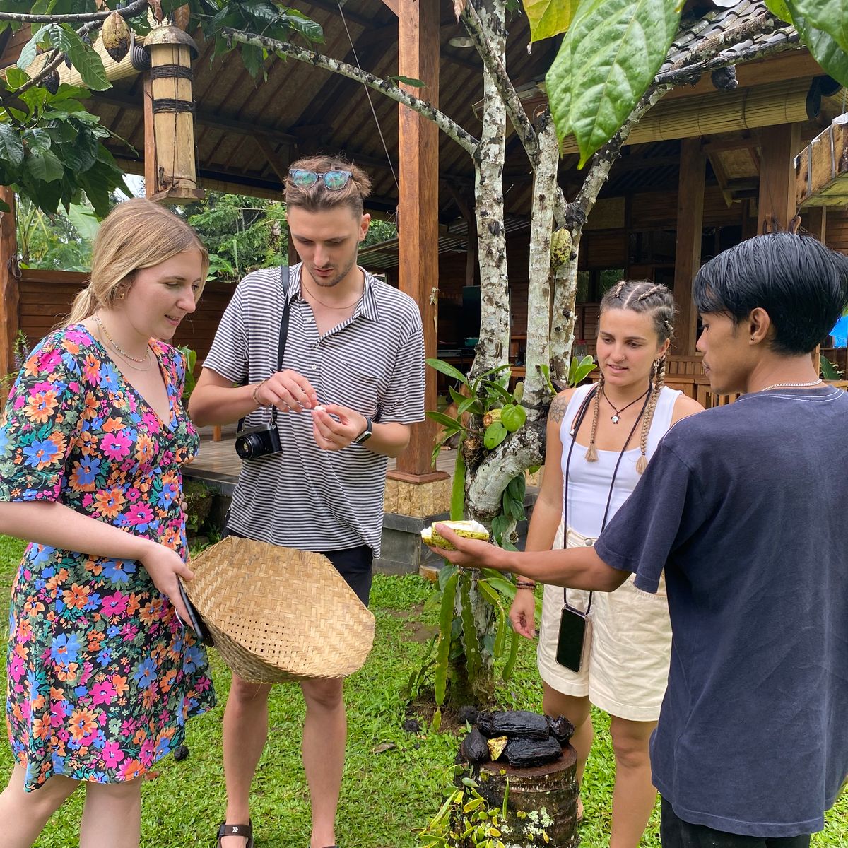 Vegan 7-Dish Cooking Class in Lush Organic Farm