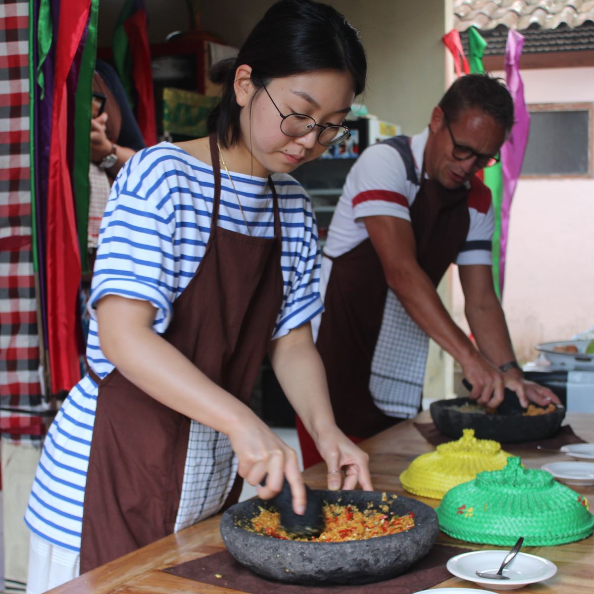9 Dish Cooking Class + Market Tour + Rice Paddy Visit