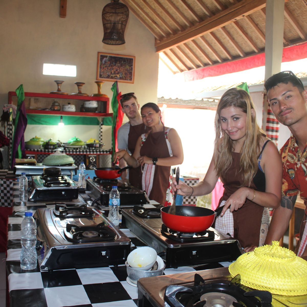 9 Dish Cooking Class + Market Tour + Rice Paddy Visit