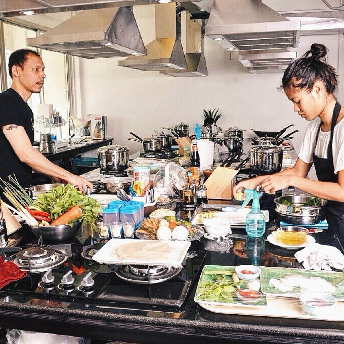 "自由選5個菜色" 豐富有趣的烹飪課(含市場導覽) - Thai Cooking Academy