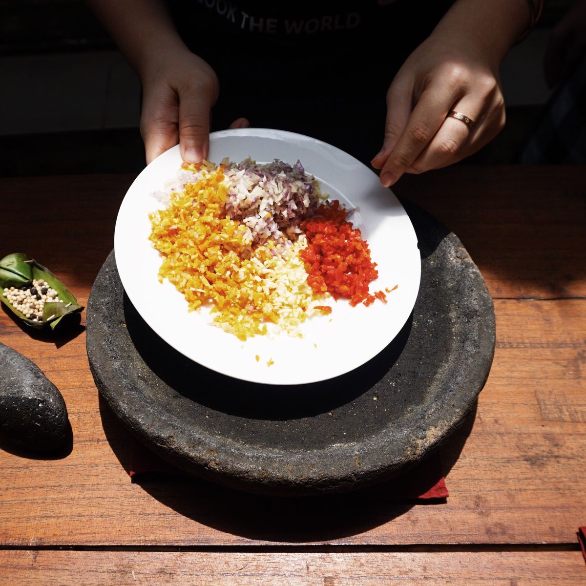Casa Luna Balinese Cooking Class with Local Market Tour