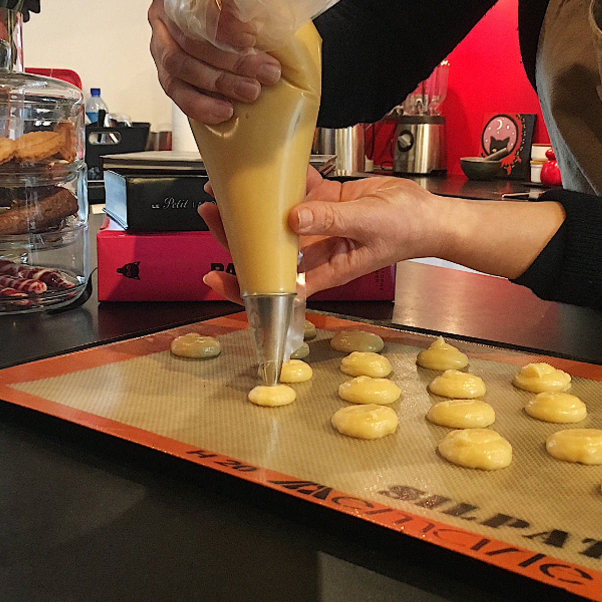 Private Choux Pastry Class in a Parisian Apartment