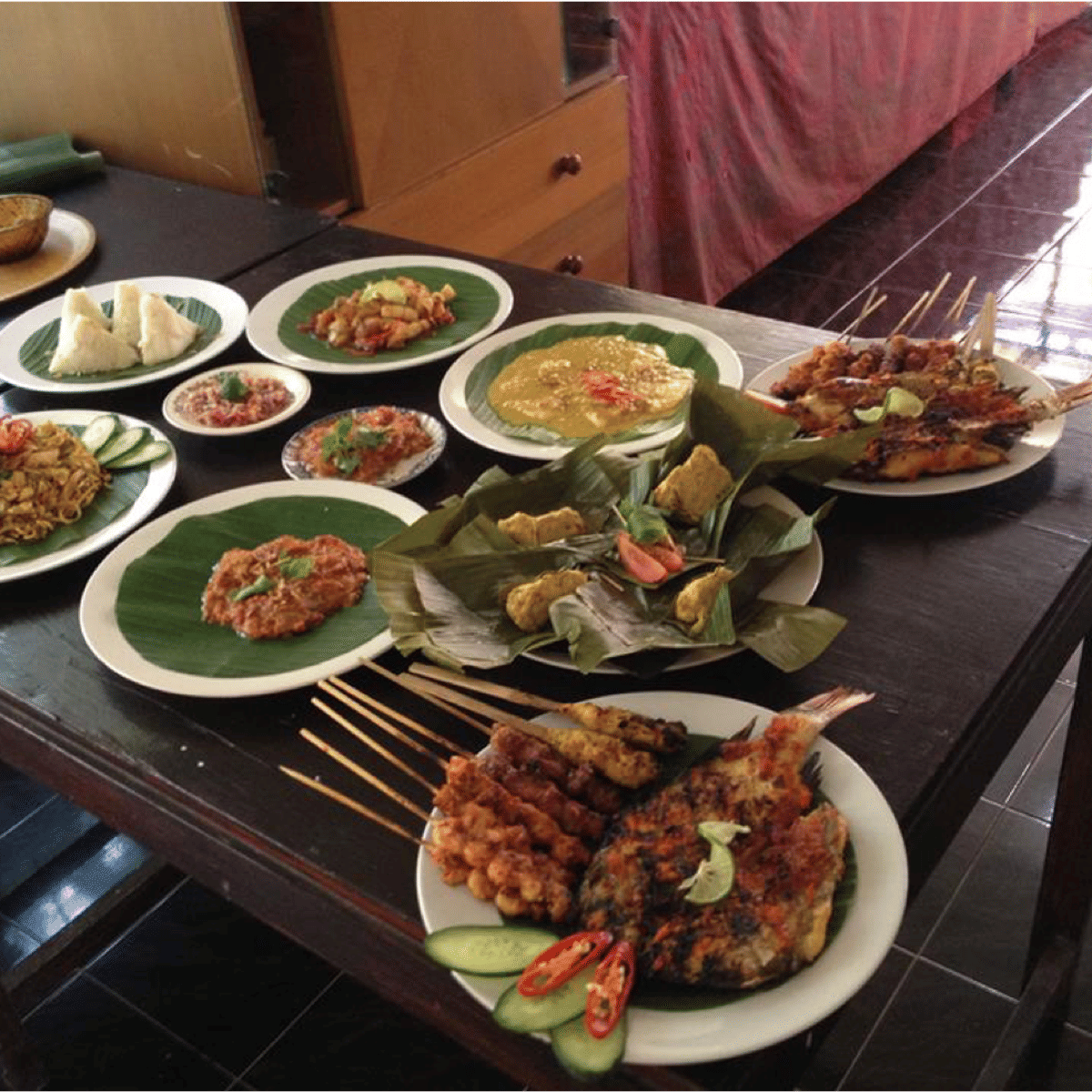 Cook 10 Balinese Dishes & Visit a Market