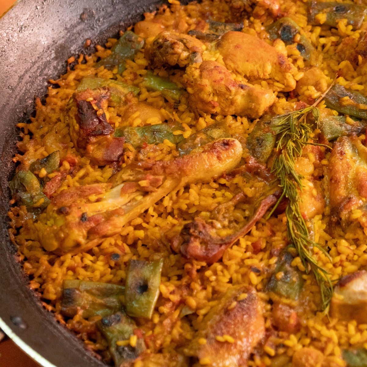 A Culinary Voyage and  Gathering Experience Through Valencian Tradition