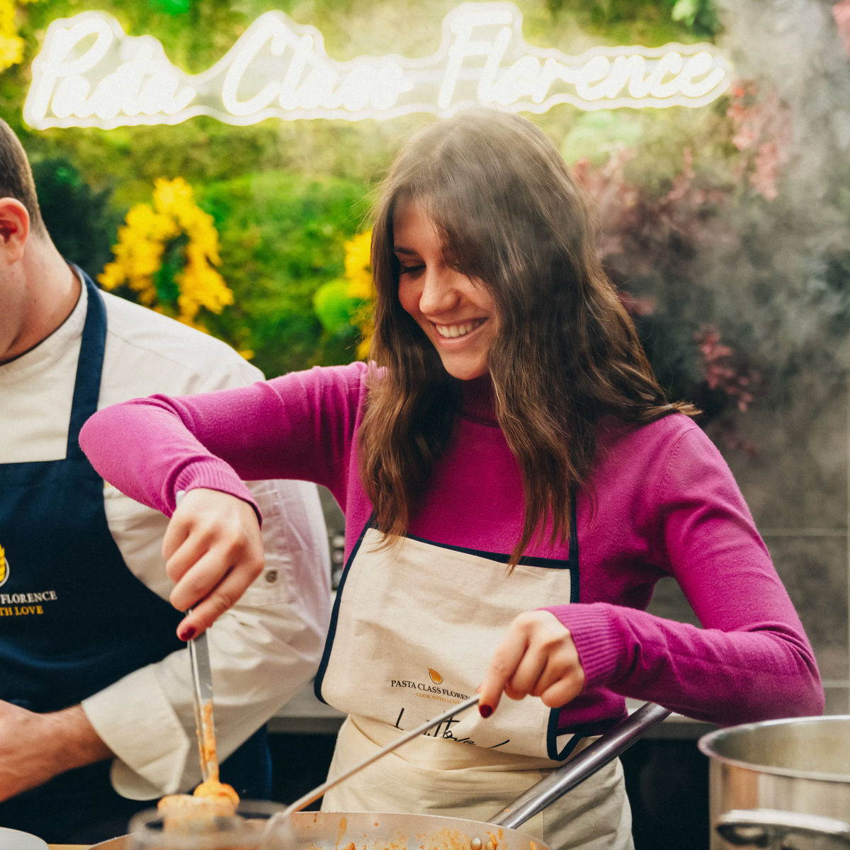 A True Taste of Florence: Market Tour, Artisan Pasta & Fine Wine